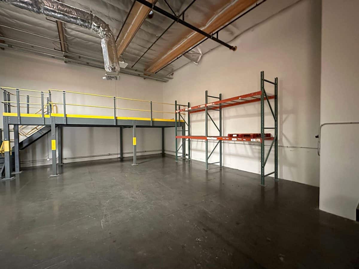 9027 Canoga Ave Canoga Park CA - Area inside property